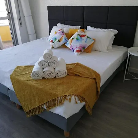 Διαμέρισμα Sunshine Lovers *